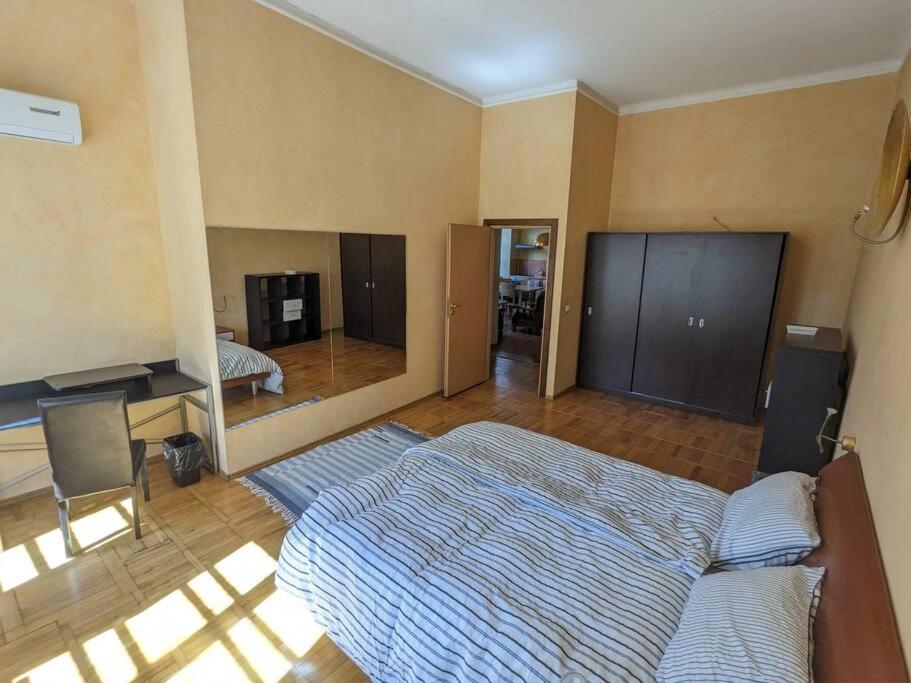 Boheme Central Apartment Тимишоара Экстерьер фото